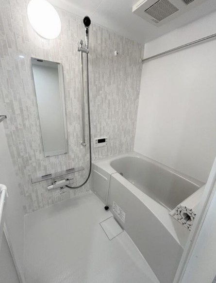 ストレータ代々木上原の浴室