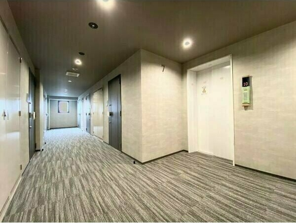 S-RESIDENCE熱田のロビー|エレベーター（1基）