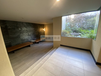 【ロビー】 | Fika池袋