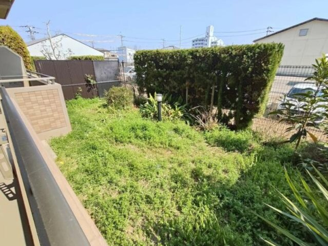【庭】 | ライオンズマンション貝塚モリス