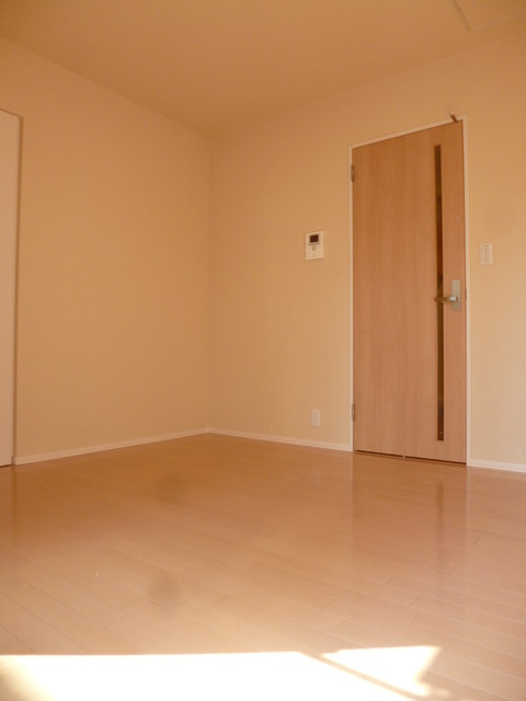 上鷺サーティ・ワンの居間・リビング|★日当り良好★