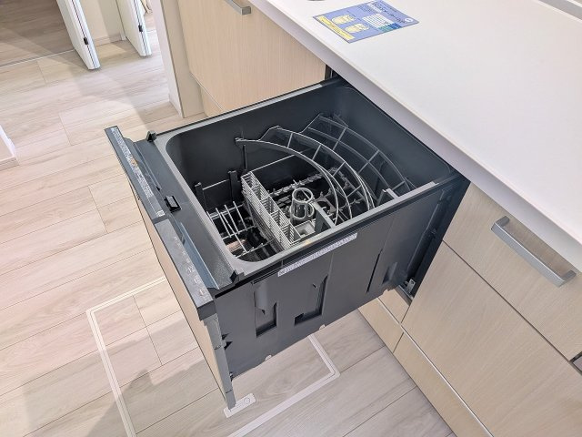 八王子市　追分町　新築一戸建て　１期のキッチン|～食洗機付き　食事後の食器洗いはお任せ、家族でゆっくりとくつろげます～