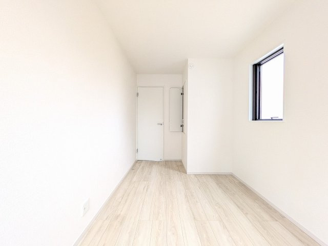 八王子市　追分町　新築一戸建て　１期の収納|～収納力の高いクローゼット完備～