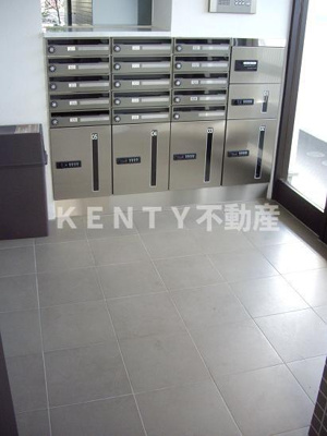 【ロビー】 | プラージュ白金台 | 落ち着いたロビーです