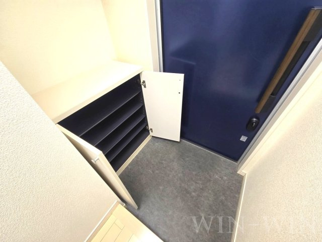 メゾンドユウゼンの玄関