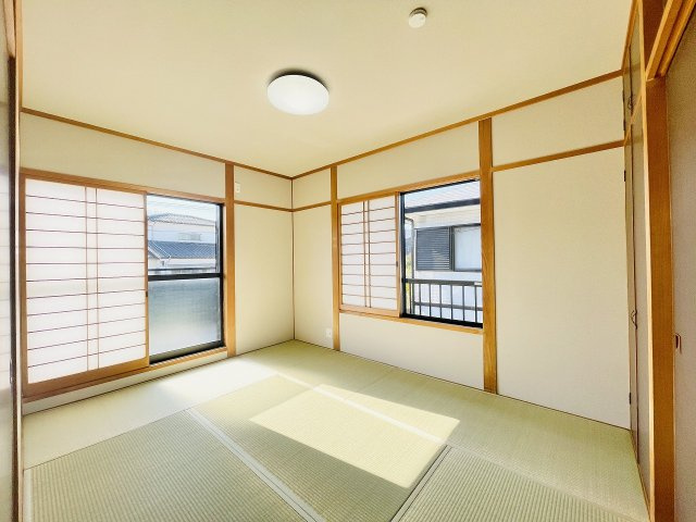 【和室】 | 筑紫野市大字筑紫　戸建て | 2階和室(バルコニー側)