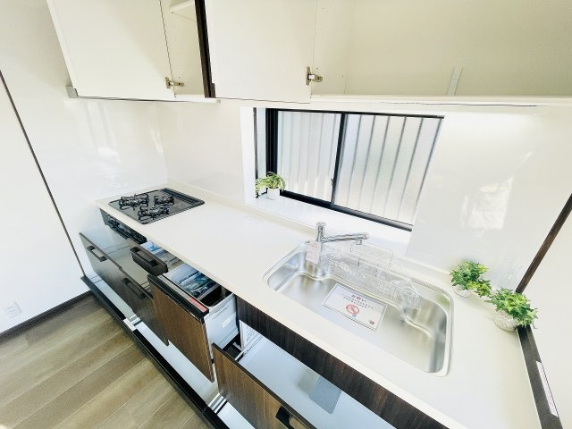 【キッチン】 | 筑紫野市大字筑紫　戸建て | 新品キッチンは食洗機つきなので、忙しい朝もサッと片づけできていつでもキレイなキッチンをキープできます