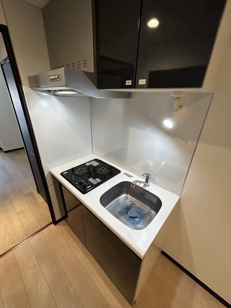 ＧＥＮＯＶＩＡ御徒町ｓｋｙｇａｒｄｅｎ　７０１のキッチン