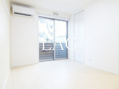 【居間・リビング】 | コンフォルトⅡ | 洋室のお部屋です。