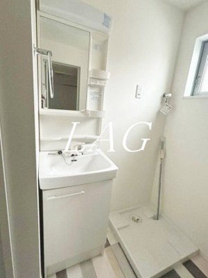 【洗面所】 | リベラコート四つ木 | 洗面台です。