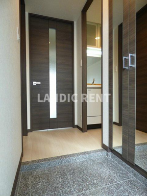 【玄関】 | ネストピア博多駅前