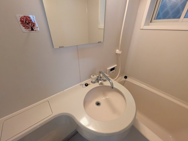 岡町北貸家の洗面所