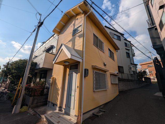 岡町北貸家の外観