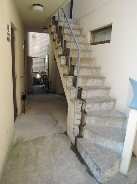 ハーブ小日向茗蹊館のロビー|ハーブ小日向茗蹊館