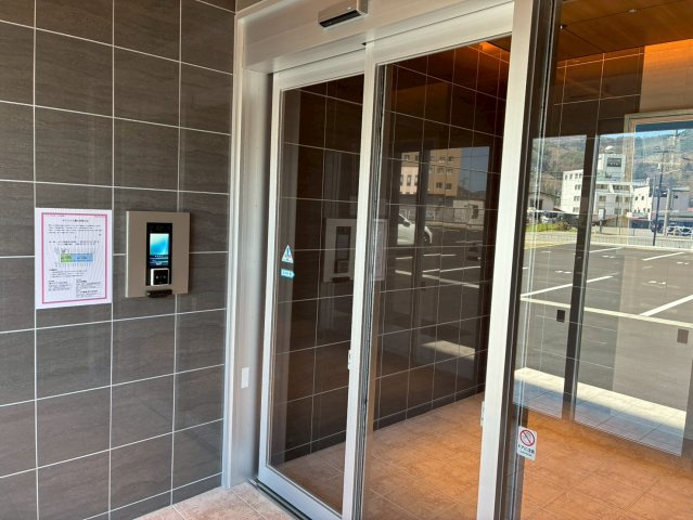 セントラル大町のエントランス