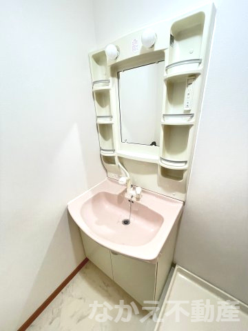 【洗面所】 | 忙しい朝には欠かせない洗面所です