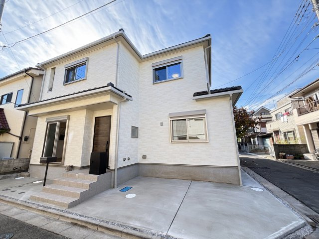 植竹町１丁目貸家