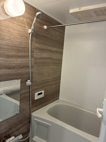 セントラル大町の浴室