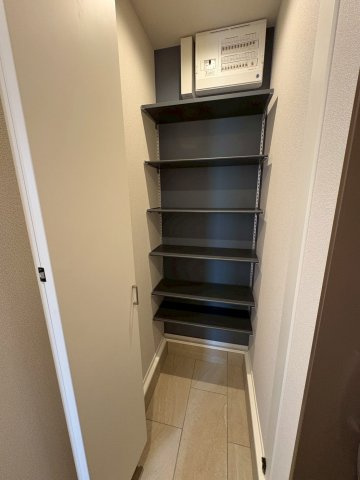 エアタワーＫＯＭＡＥの玄関