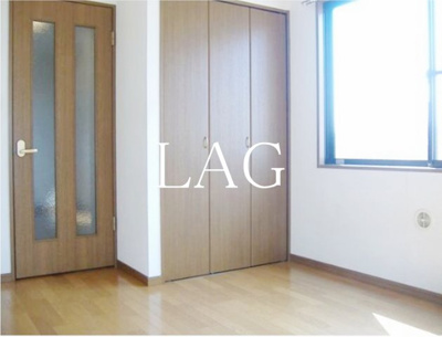 【居間・リビング】 | クオリ下総中山 | 洋室のお部屋です。