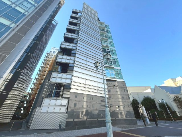 三河安城南町　シティータワーの外観