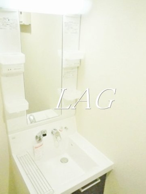 【洗面所】 | b’CASA Tokyo Kikukawa | 洗面台です。