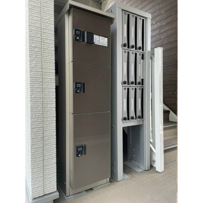 【エントランス】 | リブリ千里丘東