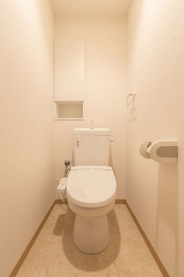 【トイレ】 | トトロ―ネ | 清潔感のあるトイレです