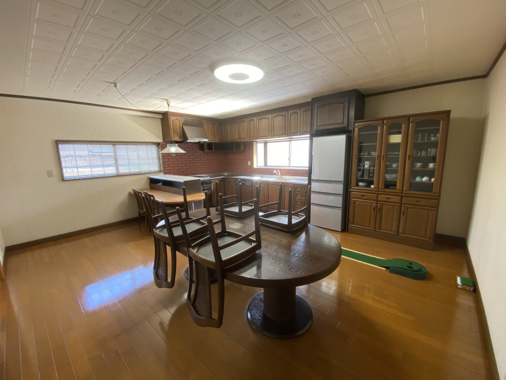 丹波市山南町山崎の中古一戸建の居間・リビング|離れKDK