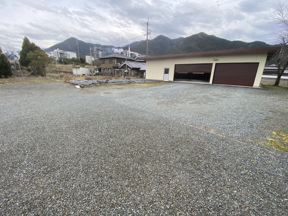 丹波市山南町山崎の中古一戸建の庭