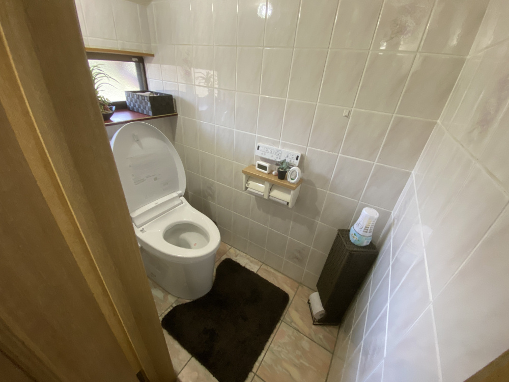 丹波市山南町山崎の中古一戸建のトイレ|大