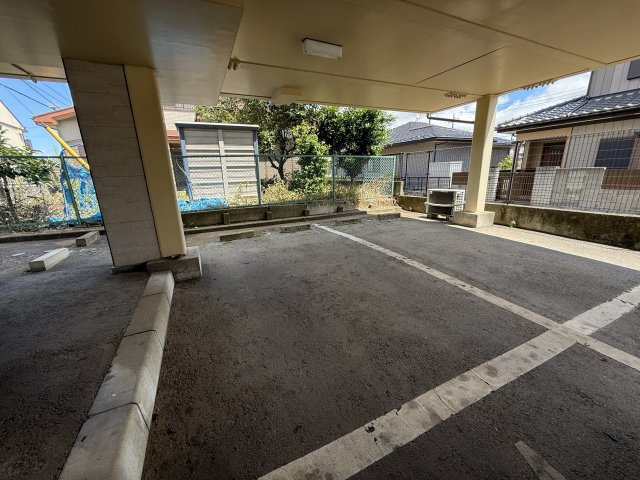 【駐車場】 | ホシノホームⅡ | 縦列駐車