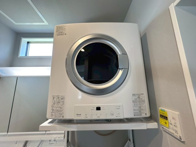 【商談中】タマタウン　羽島市正木町新井（正木小）　全3区画分譲の設備|天候に左右されない乾燥機で、いつでもふんわり快適な仕上がり。忙しい毎日にゆとりをプラスします。