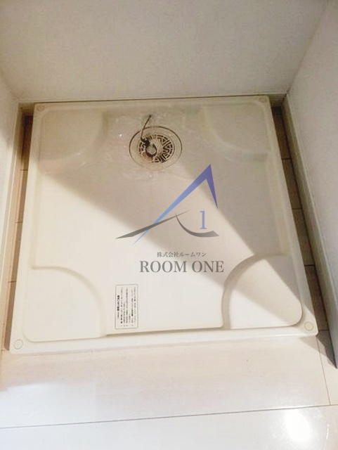 ウェルストン神楽坂の設備|洗濯機置き場です。