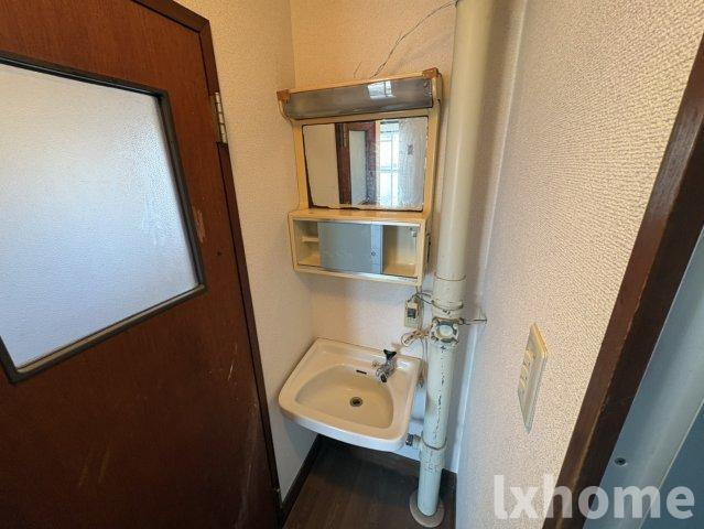 メゾン東茨木の洗面所