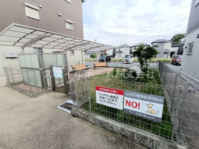 ランドサマービレッジB棟のその他