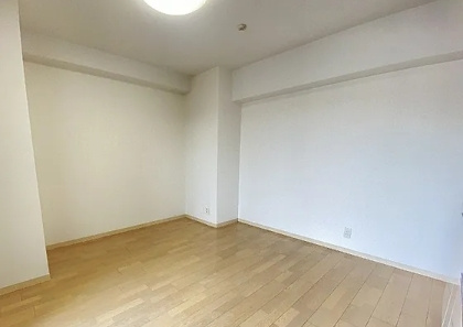 ラクラス新大阪の居間・リビング