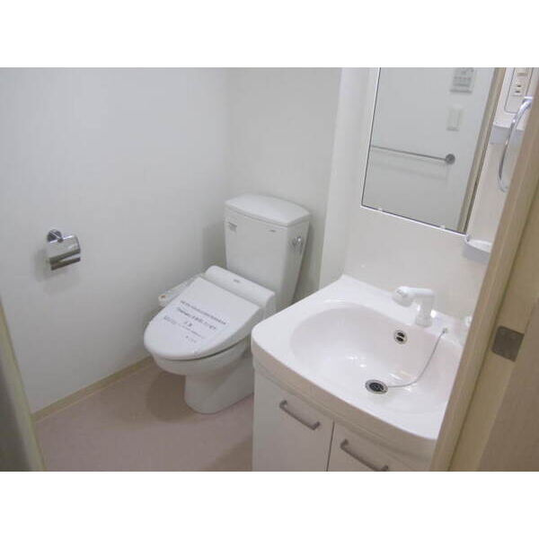 ラクラス新大阪のトイレ