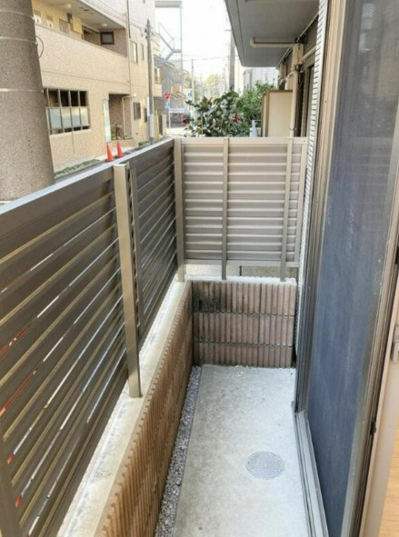 Minisionのバルコニー