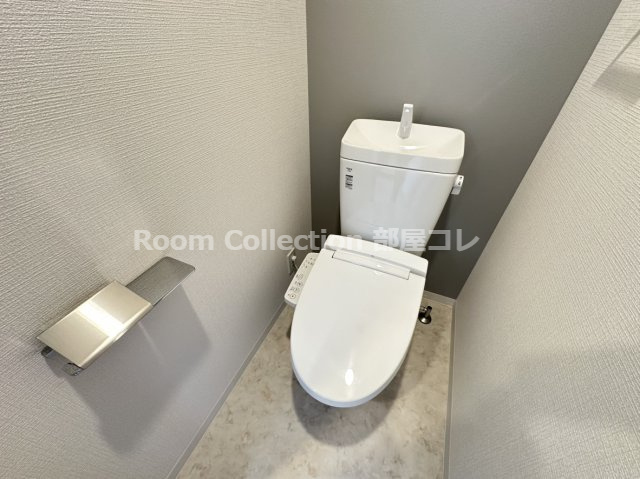 エスプレイス名古屋神宮前のトイレ|同シリーズイメージ写真
反転色違い
現況と異なる場合現況優先