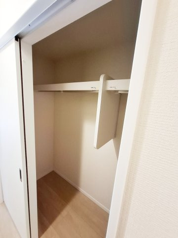 山口町上山口2丁目戸建　の収納|ウォークインクローゼット