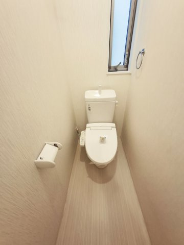 山口町上山口2丁目戸建　のトイレ