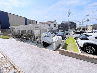 【駐車場】 | メモリーくすのき【名古屋市賃貸・ペット相談可】