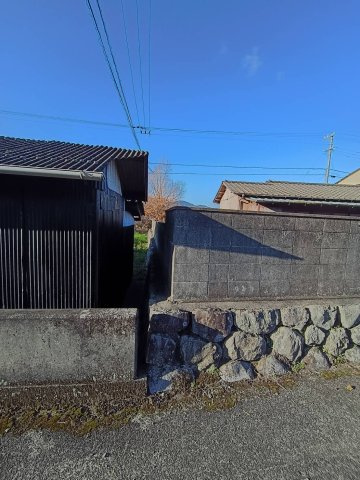 西条市丹原町寺尾甲205-2　売土地の周辺