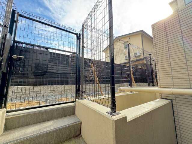 ◆京阪鴨東線「神宮丸太町」駅徒歩９分◆築浅３LDK角住戸◆ペット飼育可能◆ローレルコート京都御所東の展望|バルコニーからの眺望