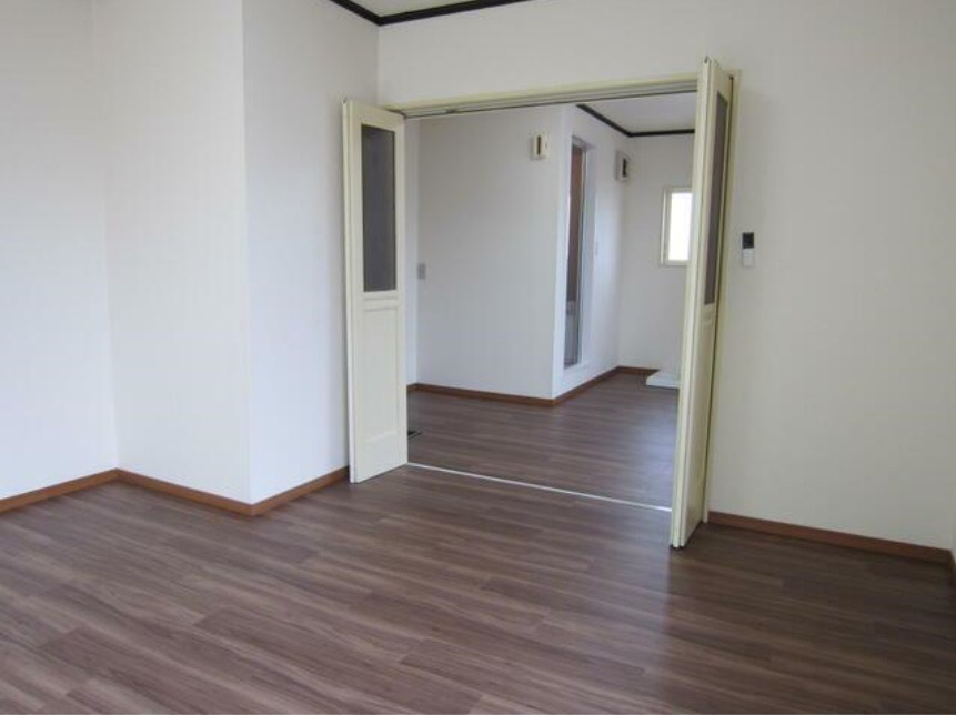 ハイツKの居間・リビング