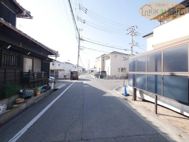 【前面道路含む現地写真】 | 明石市二見町西二見　中古戸建