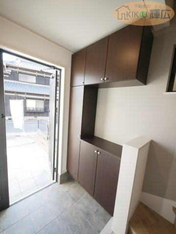 【玄関】 | 明石市二見町西二見　中古戸建