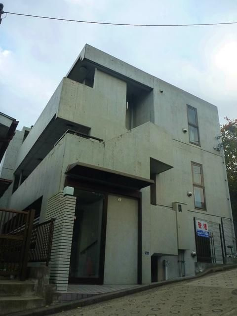 ブランシュ・マツダの外観