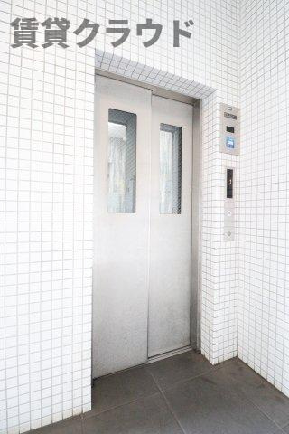 エコロジー千葉みなとレジデンスのその他共用部分|駐車場に車を止められます